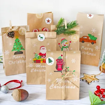 12 Adet noel hediyesi Çanta Merry Christmas Retro Kraft Kağıt Torba Pişirme Şeker Ambalaj Poşetleri Noel Navidad Yeni Yıl Partisi Dekoru