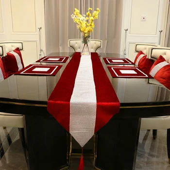 Kırmızı Masa Koşucu Yastık Lüks Peçete Modern Rhinestones Masa Koşucu Sahte Yumuşak Ev Düğün Masa Örtüsü Dekor